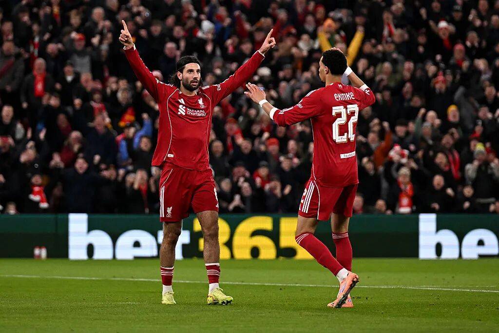 索博斯洛伊破门，我军不敌埃因霍温